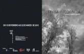 Díptico informativo da mostra fotográfica TERRA INCOGNITA, de Enrique Touriño Marcén.